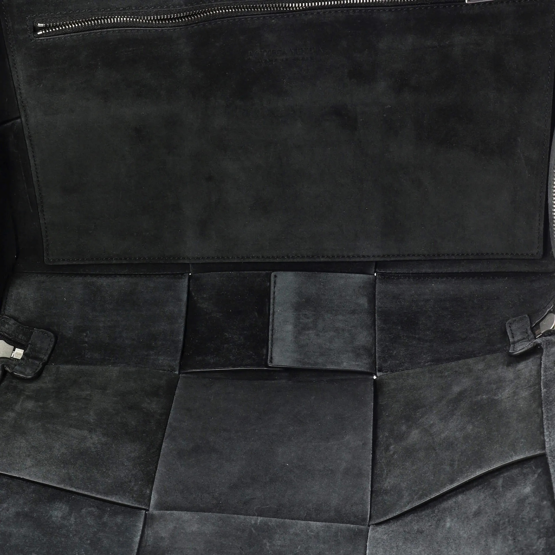 Arco Briefcase Maxi Intrecciato Leather Medium