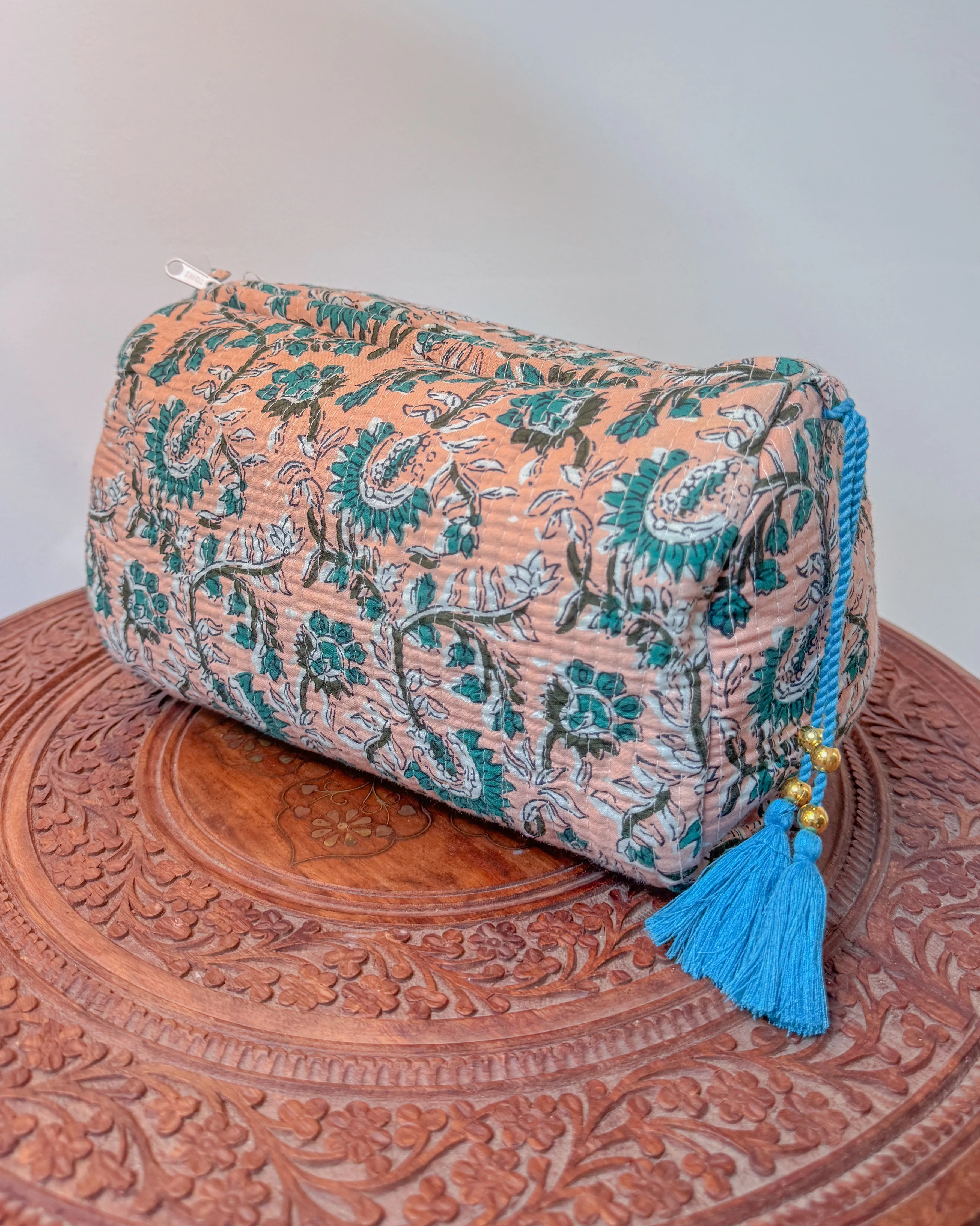 Pink flowers l Handmade Quilted Cotton Bag