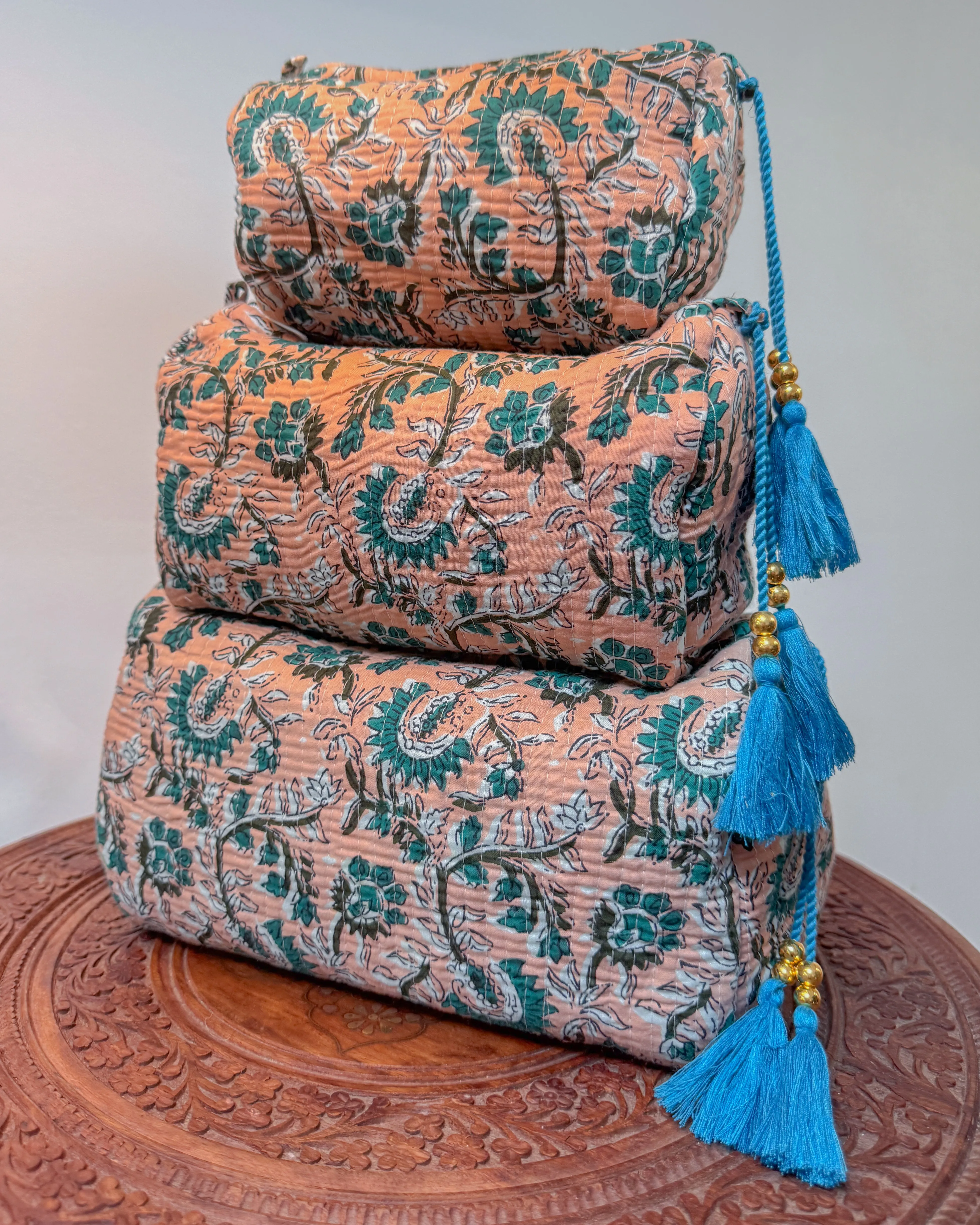 Pink flowers l Handmade Quilted Cotton Bag