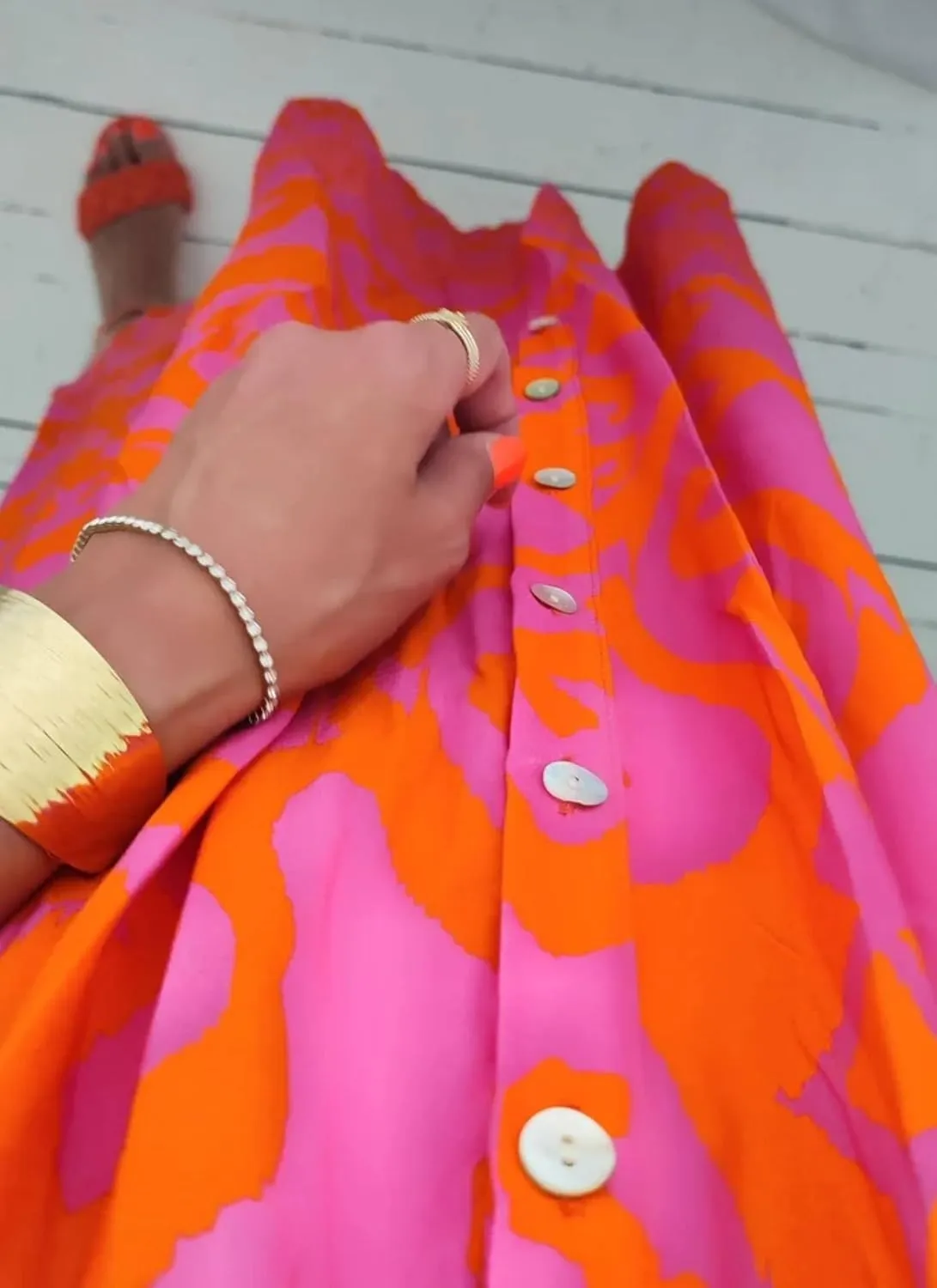 Women's Summer Hot Pink and Orange Print Shirred Button Front Midi Dress Casual V Neck 3/4 Sleeve Midi Shift Dress